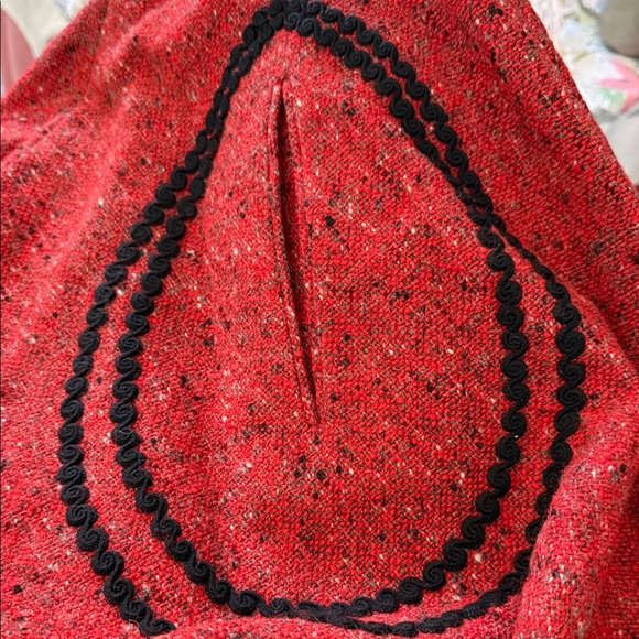 Vintage 1950 Tweed Circle Skirt with Black Detailing - Picture 6 of 6